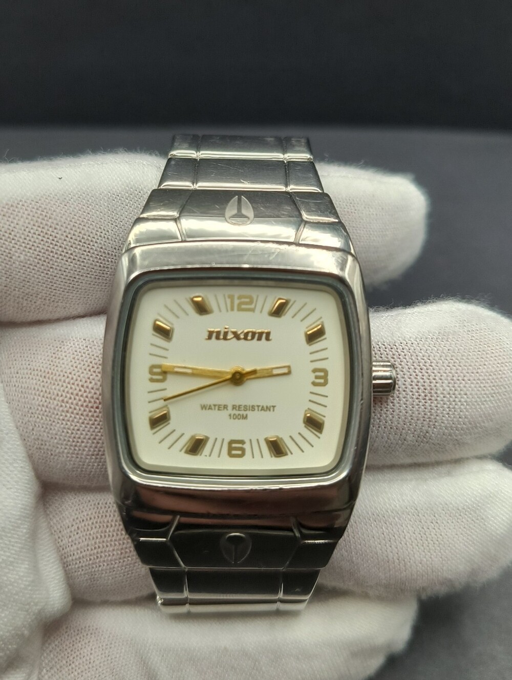 Nixon The Manual Gold Accents *Unisex